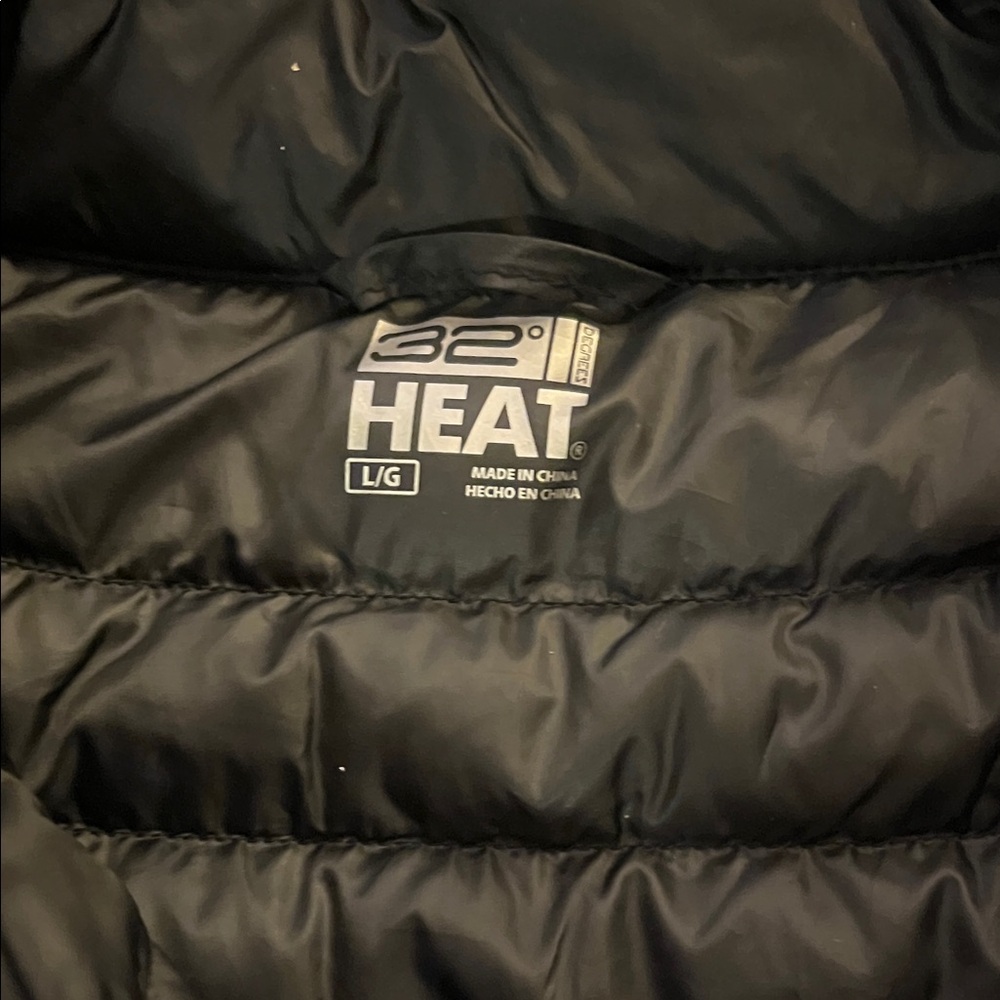 32 Degrees Women's Black Puffer Jacket - Picture 2 of 4